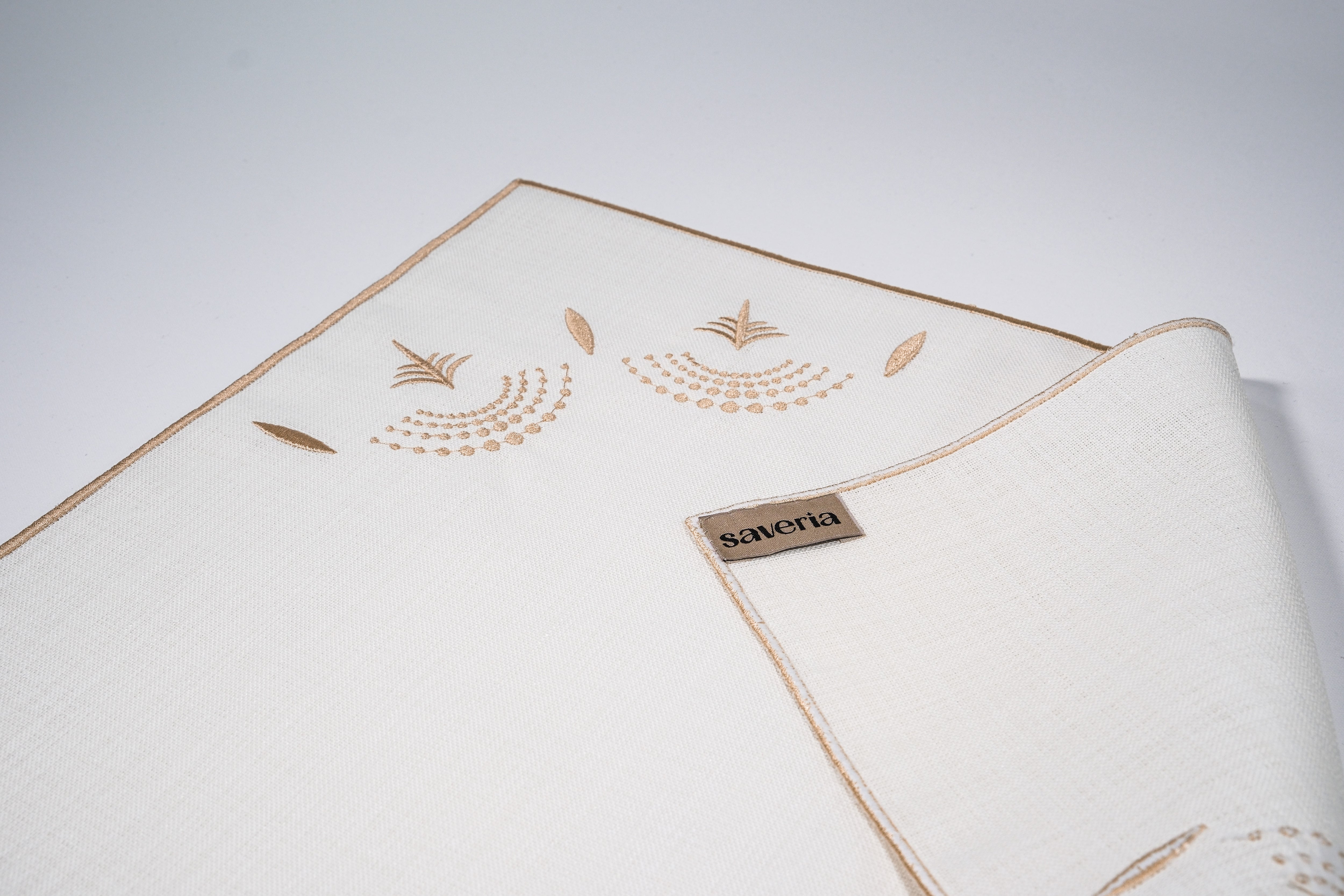 Sandy Lotus Tabletop